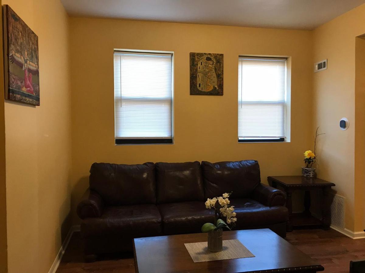 2 Homestay Chicago